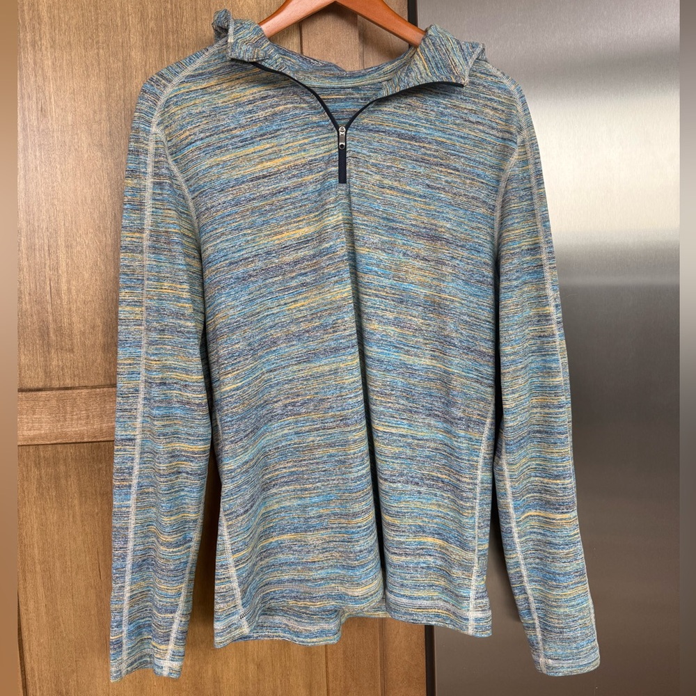 Lululemon men’s Athletica Blue and Yellow Zip Up
